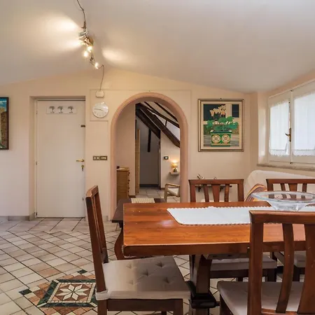 Tatil Evi Attico Adriana